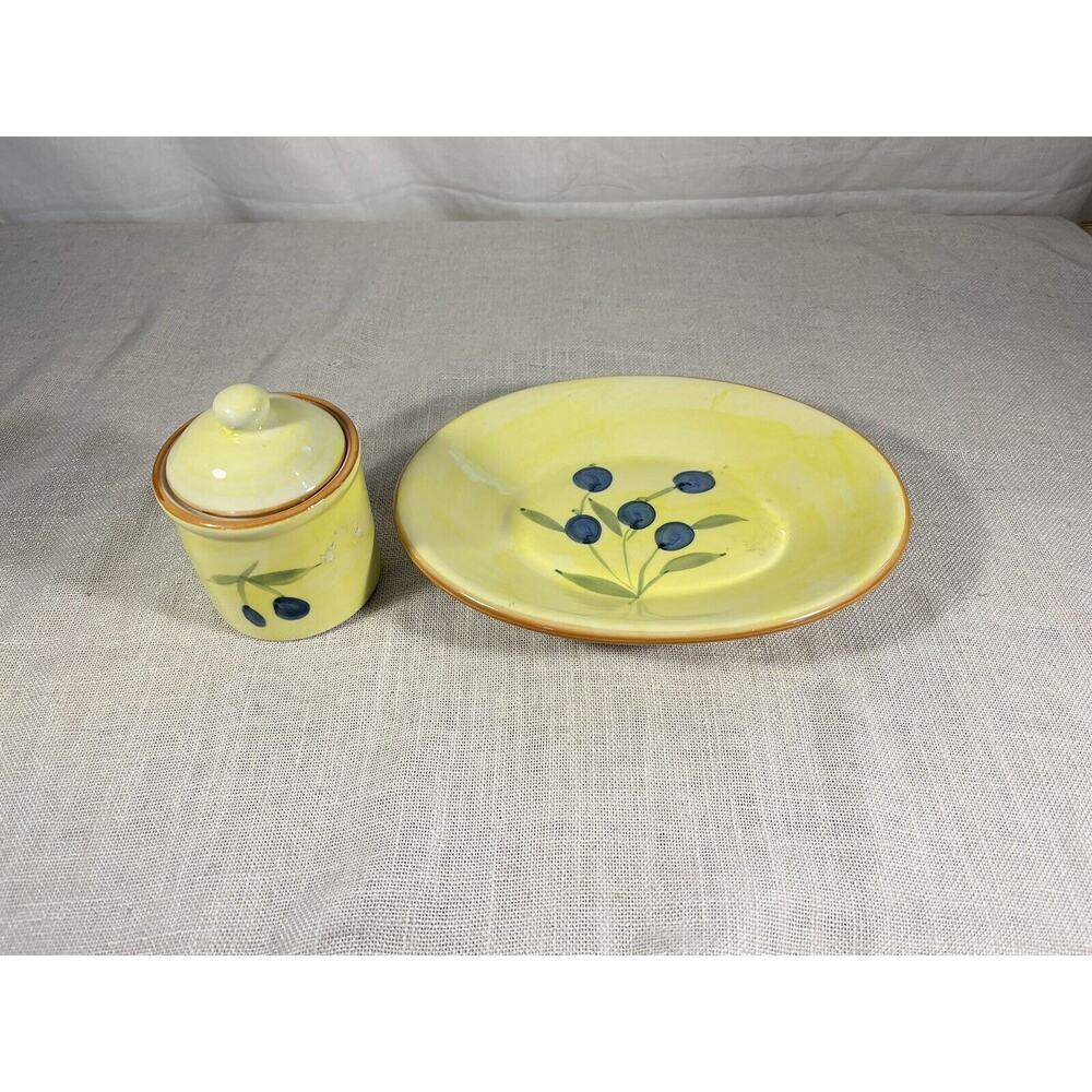 California Pantry Plate And Condiment Dish With Lid Yellow With Blueberries